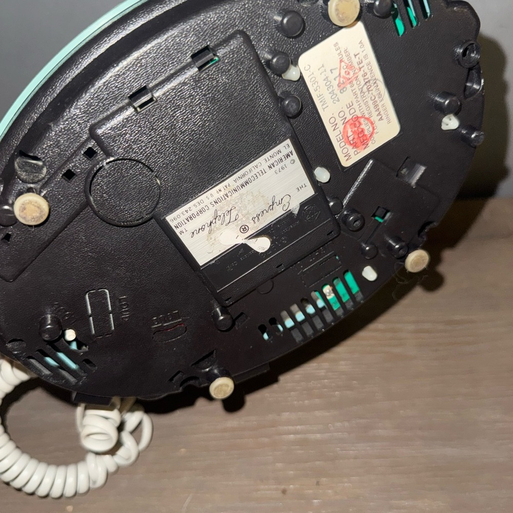 Vintage teal mint floral Empress princess telephone ornate 1973 American tele - Picture 2 of 3